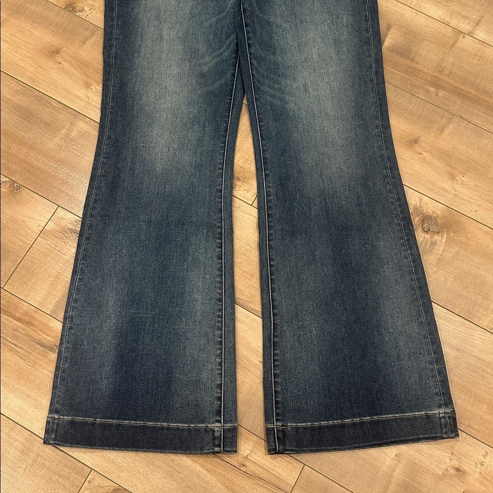 NWT 7 For All Mankind DOJO Flare Jeans Sz 32 - Picture 8 of 11